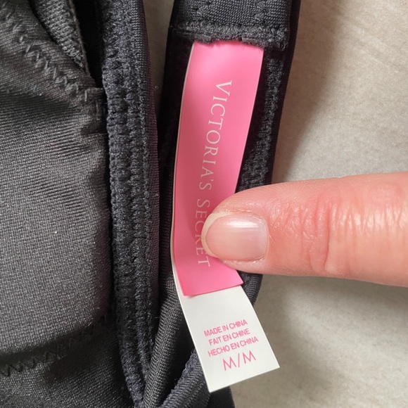 Victoria’s Secret Scrunched black bikini top. Used. - Picture 3 of 3